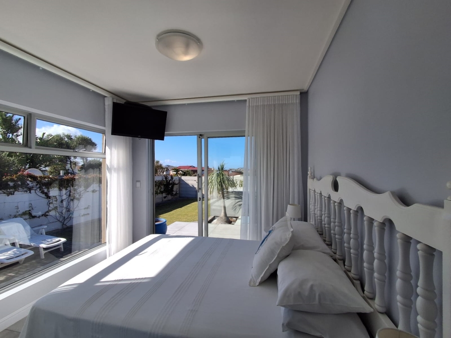 3 Bedroom Property for Sale in Stilbaai Wes Western Cape